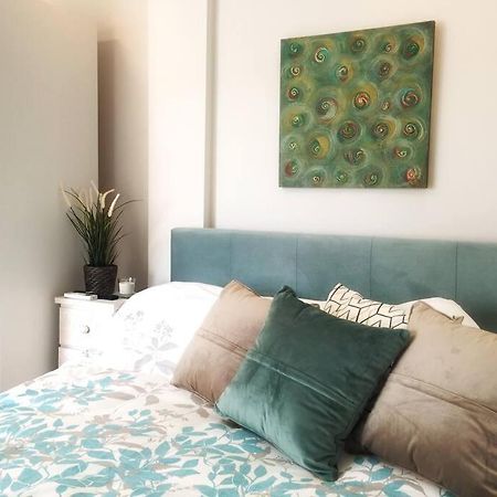Emerald Mini Suite:Your Deluxe Studio In Kalamaria 테살로니키 외부 사진