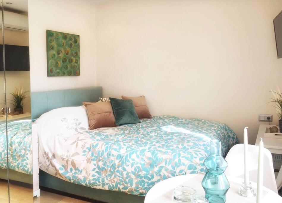 Emerald Mini Suite:Your Deluxe Studio In Kalamaria 테살로니키 외부 사진